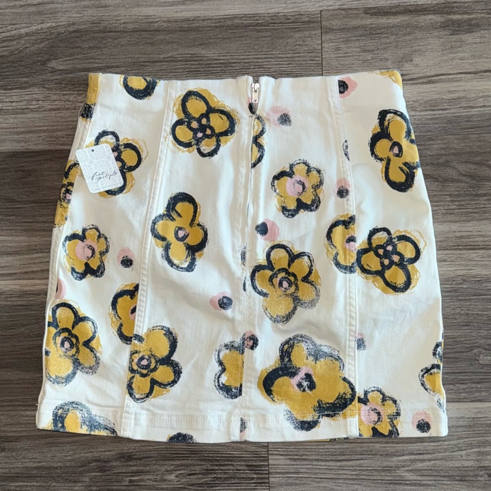 NWT FREE PEOPLE Floral Denim Skirt - Picture 3 of 5